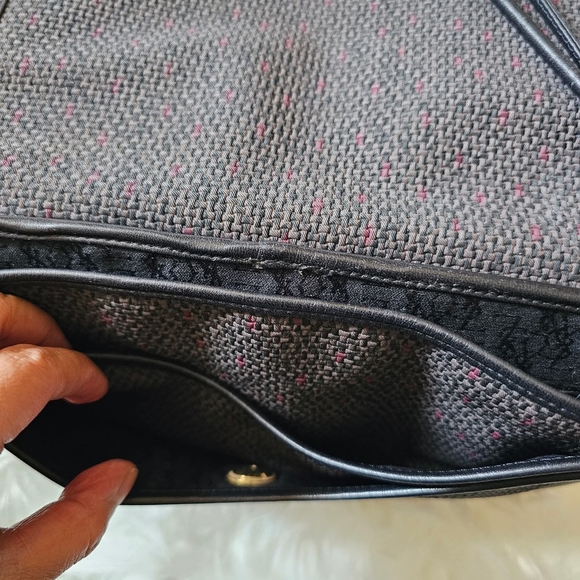 YSL Crossbody / Shoulder Bag - Picture 8 of 15